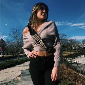 Meet your Posher, Laiza